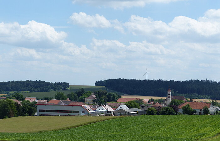 Dolinenlehrpfad - Blick auf Tagmersheim
