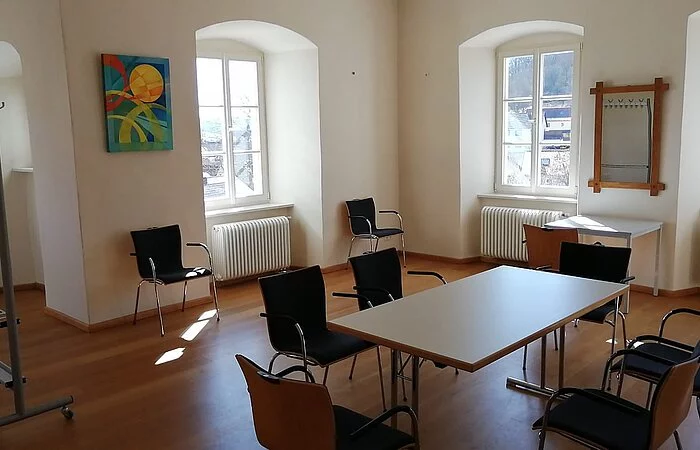 Kann beispielsweise als Künstlergarderobe für Konzerte genutzt werden