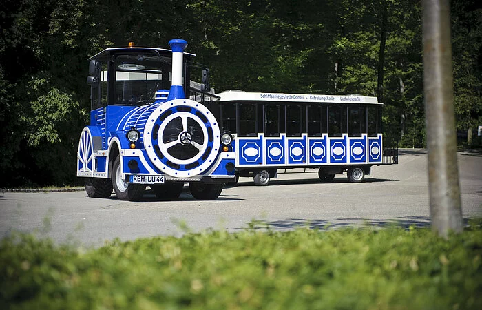 Mit der Ludwigsbahn hinauf zur Befreiungshalle