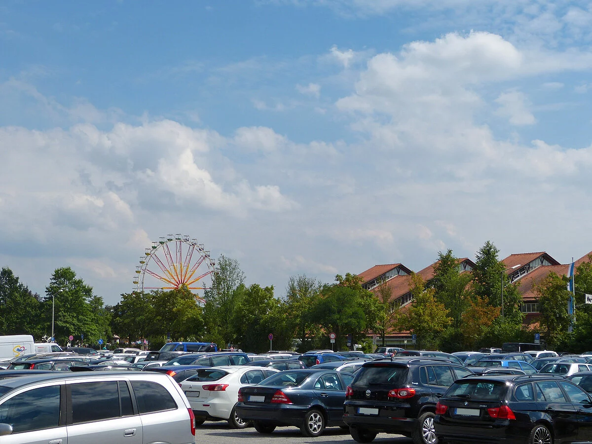 Parkplatz Volksfestplatz Neumarkt