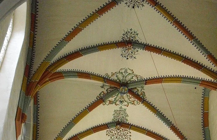 Blick auf das Kreuzrippengewölbe