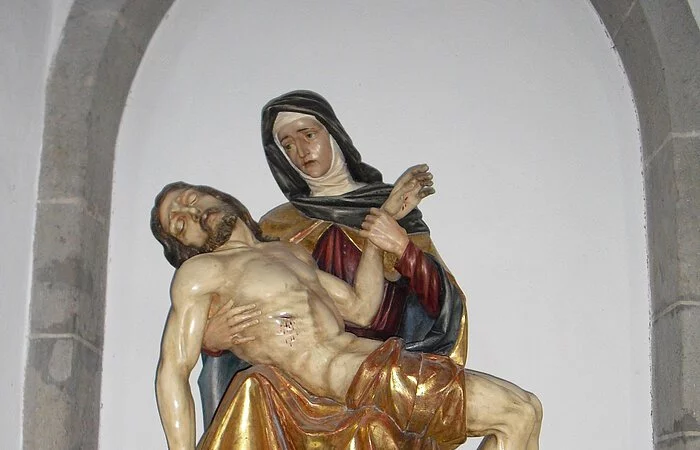 Pieta in der Pfarrkirche St. Salvator