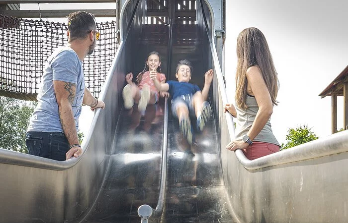 Erlebnisspielplatz im Ortteil Wald