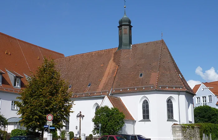 Kath. Spitalkirche Maria Geburt von außen