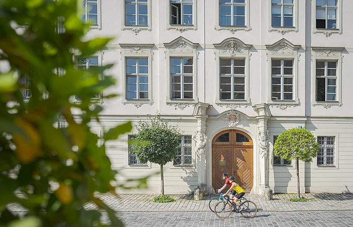 Residenzplatz Eichstätt, Kopfsteinpflaster, Eichstätt, Rennrad,