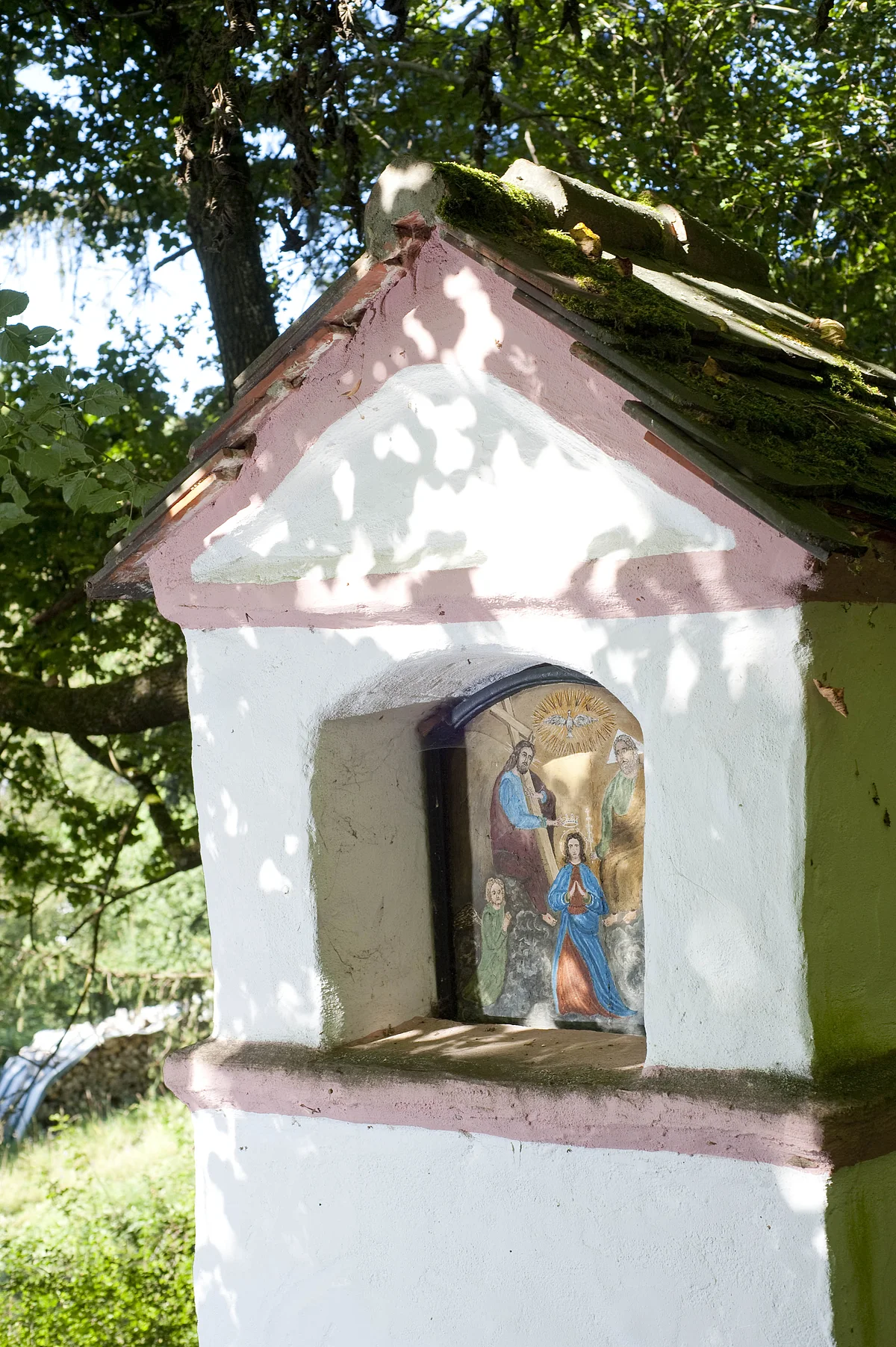 Das Foto zeigt den Heimbacher Bildstock "Maria Krönung".