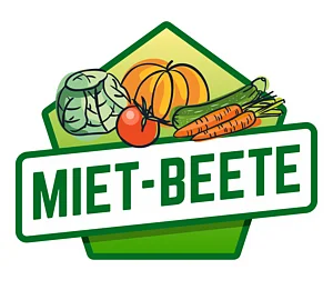 Logo Schrift Miet-Beete in grün, darüber gezeichnete Feldfrüchte Salat, Kürbis, Tomate, Karotten, Gurke.
