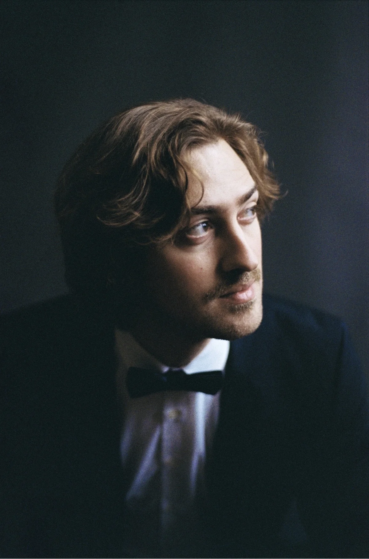 Auf dem Bild sieht man Alexander Maria Wagner.