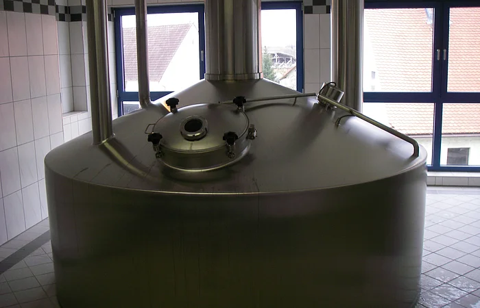 großer Sudkessel zum Bierbrauen