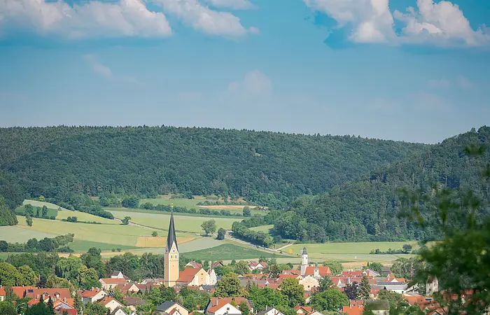 Oberhalb von Dietfurt am Freibad