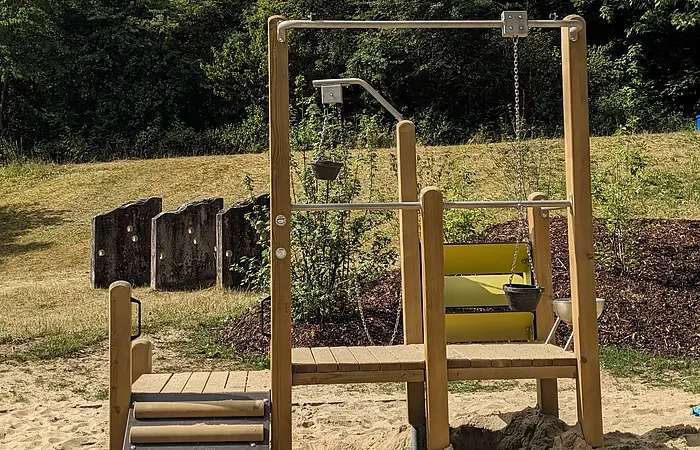 Spielplatz mit Hintergrund den Agathe See
