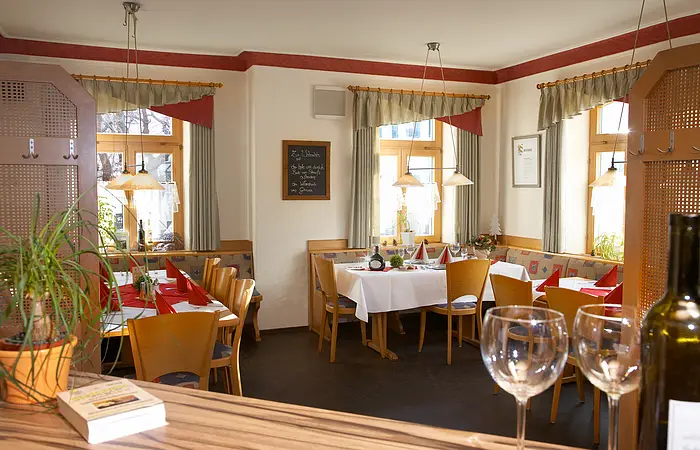 Nerreter Goldenes Lamm - Gastraum 1