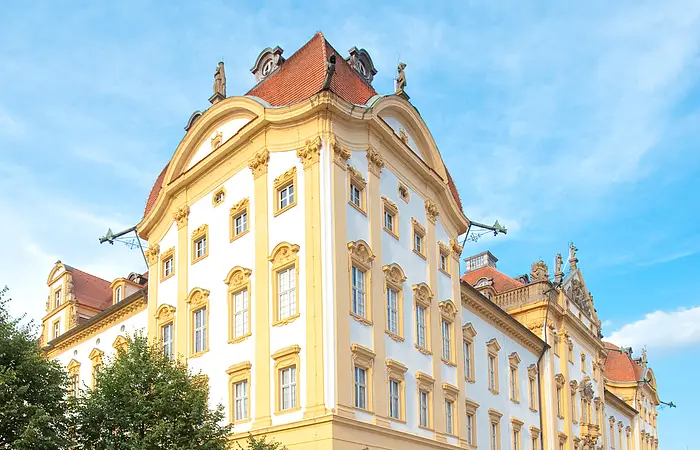 Ansicht auf das Deutschordenschloss in Ellingen.
