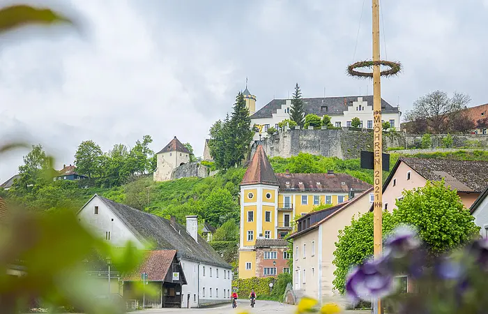 Ortsbild Möhren mit Maibaum